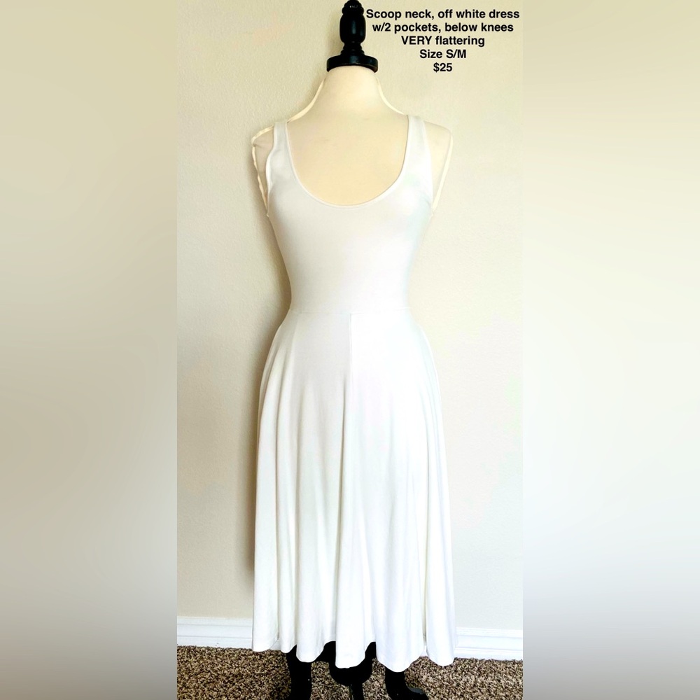 Woman’s sleeveless off white dress, size S/M $25